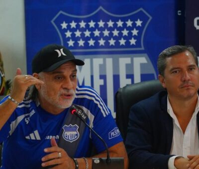 Carlos Alberto Juárez habló sobre su relación en Emelec