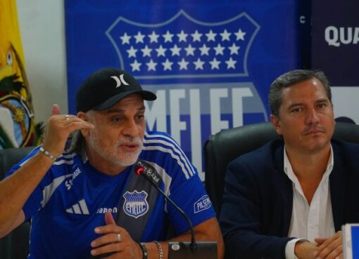 Carlos Alberto Juárez habló sobre su relación en Emelec