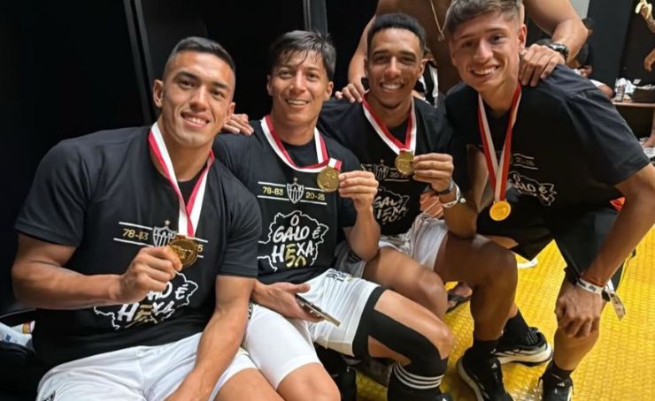 Alan Franco es campeón del Mineirao con Atlético Mineiro.