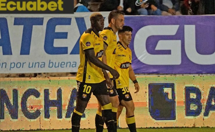 Barcelona Sporting Club logró vencer por la minima diferencia a Técnico Universitario en el estadio Bellavista.