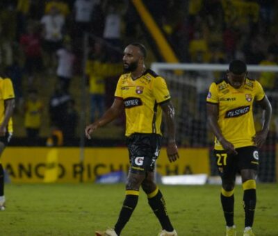 Barcelona cayó en el estadio Monumental ante IDV