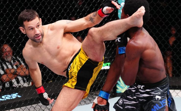 El ecuatoriano Carlos Vera consiguió su primera victoria en la UFC.