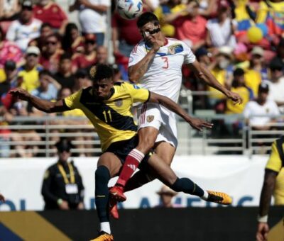 Ecuador enfrenta este viernes a las 16h00 a Venezuela, en el estadio Rodrigo Paz Delgado.