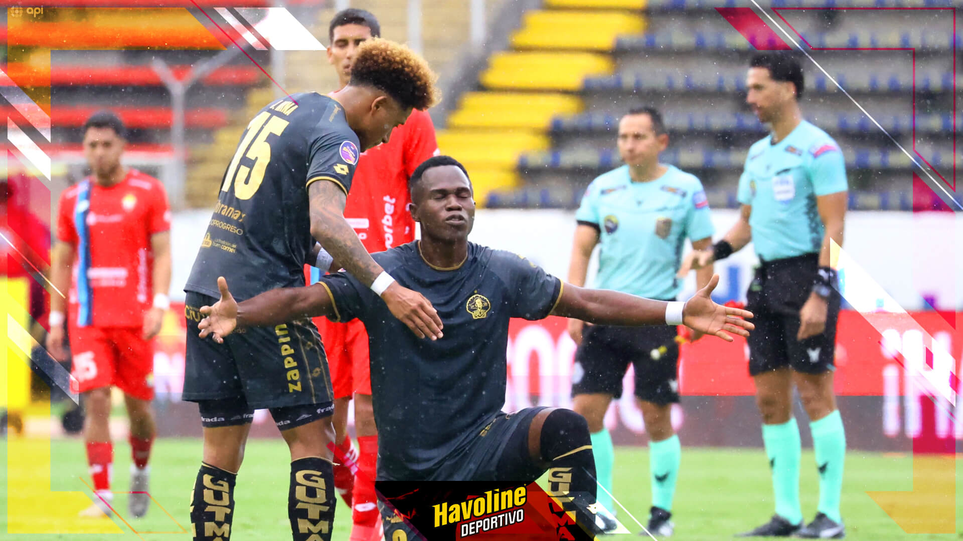 Edison Gruezo celebra su gol en la victoria de Aucas ante El Nacional