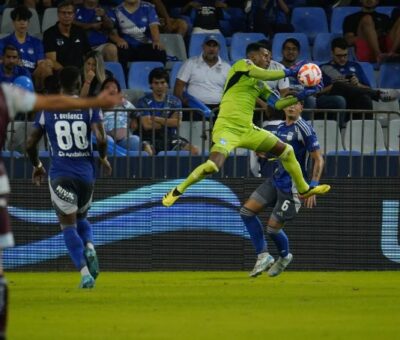 Emelec empató sin goles en el estadio Capwell