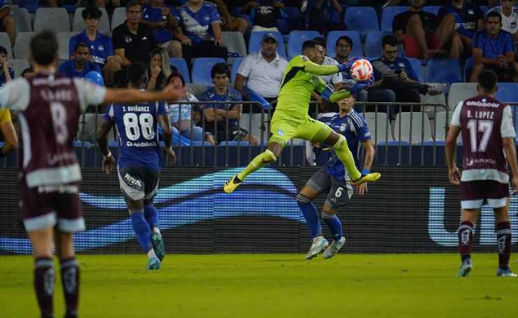 Emelec empató sin goles en el estadio Capwell