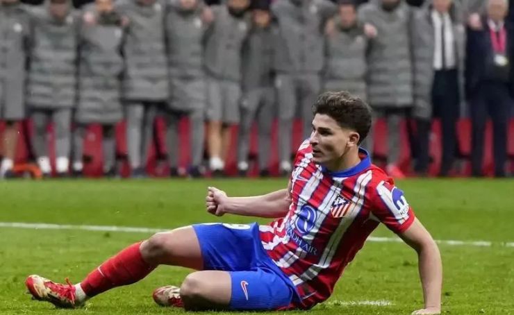 Julián Álvarez tuvo una polémica en la tanda de penales de Champions