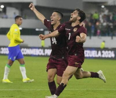 Venezuela celebra un gol ante Brasil.